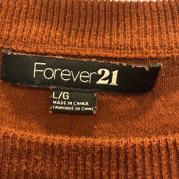 Large Forever 21 brown sweater with patched elbows. Never worn. - Picture 3 of 3